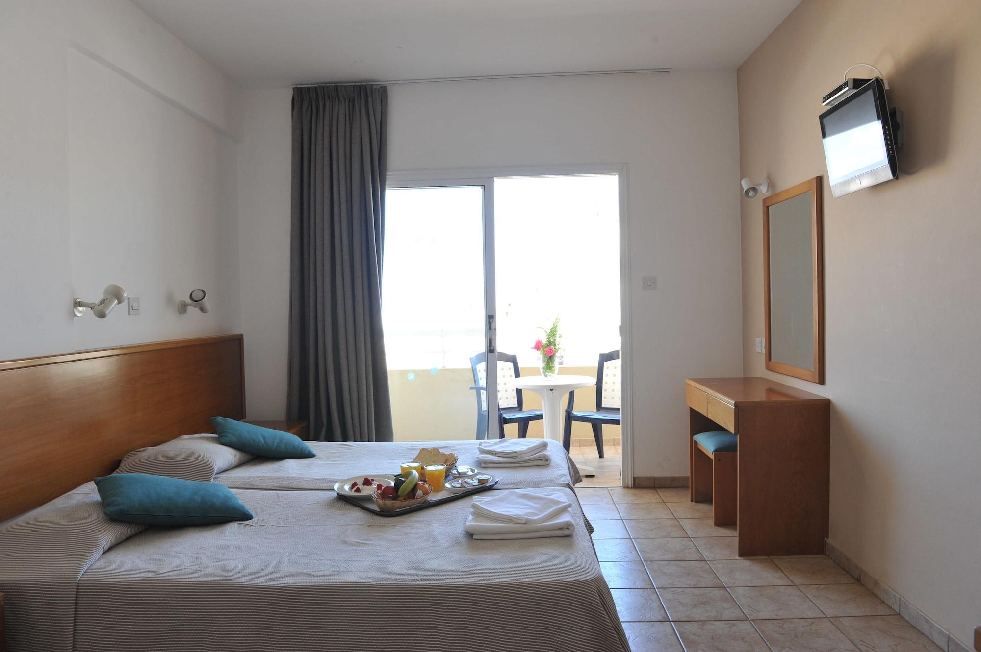 Captain Karas Holidays Apartments Protaras Bagian luar foto