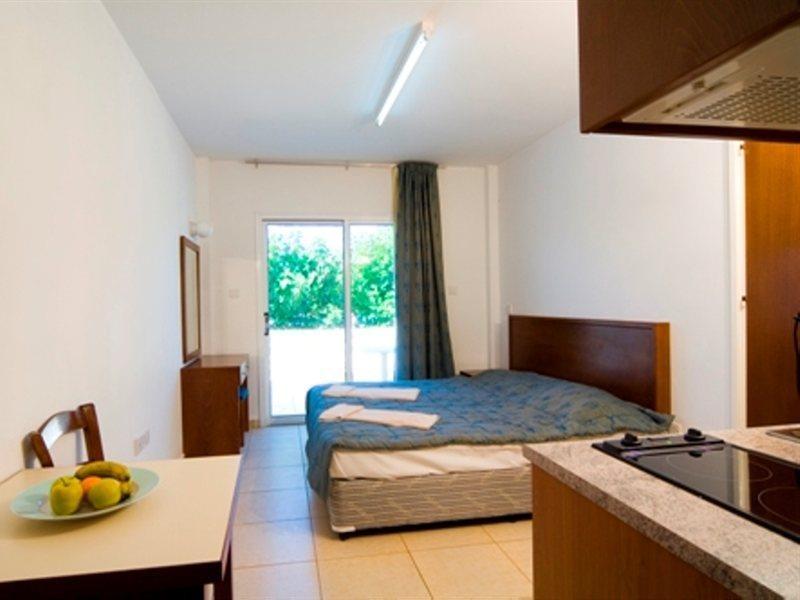 Captain Karas Holidays Apartments Protaras Bagian luar foto